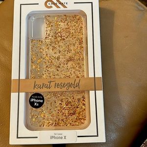 Rose gold flakes sparkle in a transparent case. Lifetime warranty